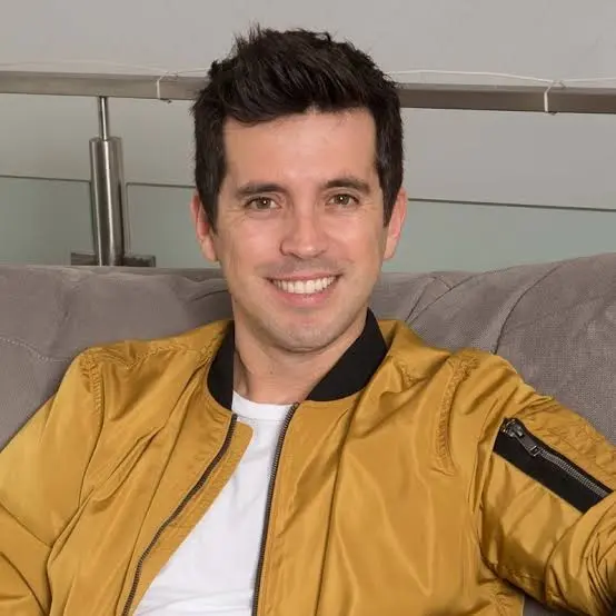 Jesús Alzamora Biography: Net Worth, Wife, Age, Children, Height, Movies & TV Shows, Parents