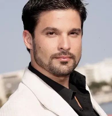 Carlos Guillermo Haydon Biography: Wife, Age, Net Worth, Height, Instagram, Parents, Movies, Son