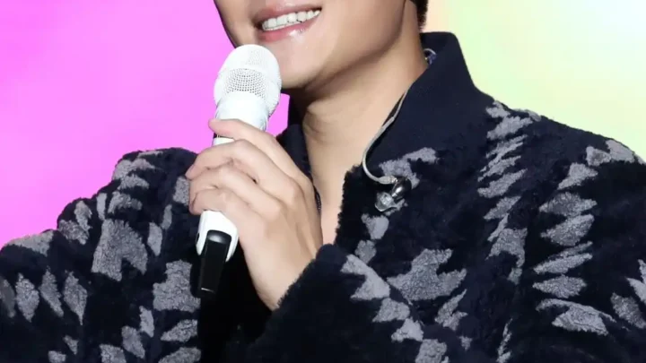 Eric Chou Biography: Wife, Age, Net Worth, Songs, Height, Siblings, Kids, Parents