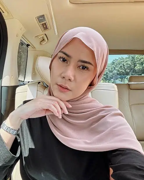 Olla Ramlan’s sister, Cynthia Nabila Ramlan Biography: Husband, Age, Net Worth, Children, Career, Height