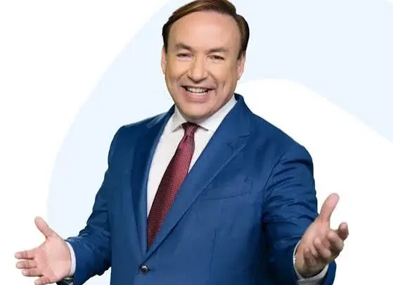 Javier Romero Biography: Age, Wife, Net Worth, Tv Shows, Ethnicity, Religion, Awards