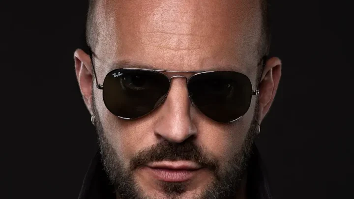 Hany Kauam Biography: Age, Songs, Wife, Height, Ethnicity, Album, Net Worth, Awards