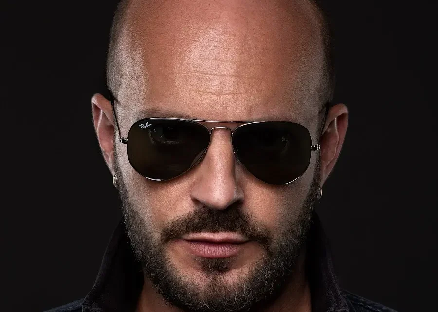 Hany Kauam Biography: Age, Songs, Wife, Height, Ethnicity, Album, Net Worth, Awards