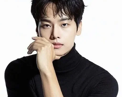 N (singer) Biography: Age, Height, Net Worth, Parents, Siblings, Career, Albums, Girlfriend