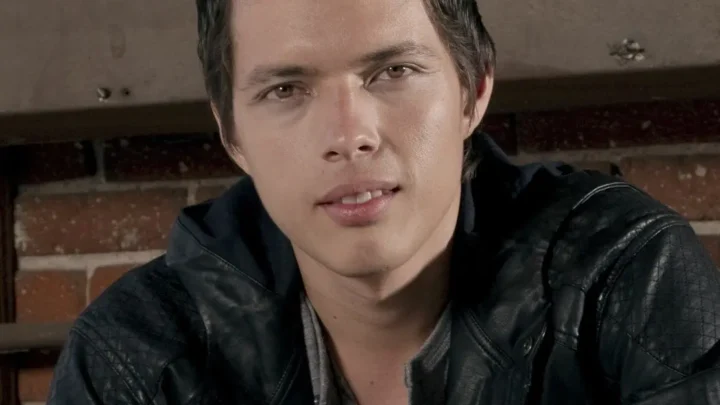 Reinaldo Álvarez Biography: Wife, Songs, Age, Net Worth, Ethnicity, Awards, Songs, Instagram