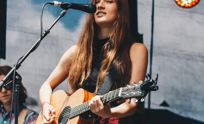 Gretta Ray Biography: Height, Songs, Age, Instagram, Albums, Net Worth, Boyfriend