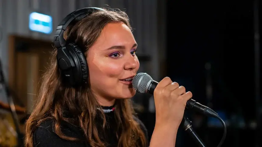 Sycco Biography: Songs, Height, Religion, Instagram, Age, Net Worth, Boyfriend, Albums, Parents