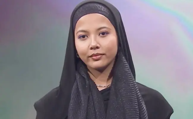 Aisyah Aziz Biography: Height, Age, Net Worth, Spouse, Children, Movies, Songs, Facebook