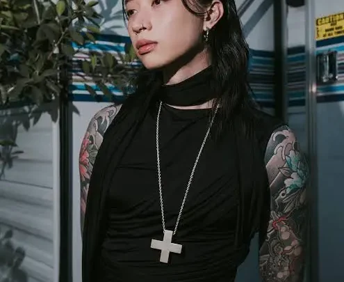 Keshi (singer) Biography: Fiancee, Songs & Albums, Siblings, Net Worth, Height, Age, Instagram