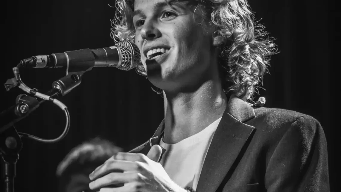 Isak Danielson Biography: Songs, Age, Parents, Instagram, Net Worth, Height, Albums Ethnicity