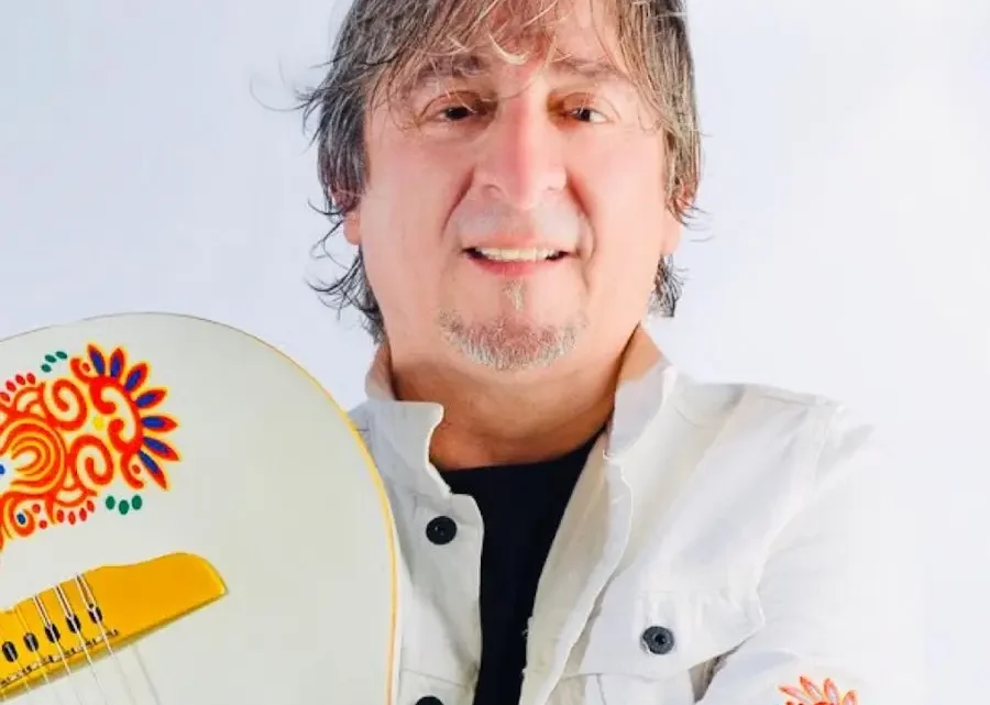 Pelo d’Ambrosio Biography: Ethnicity, Awards, Parents, Songs, Net Worth, Music Band, Age, Children, Awards