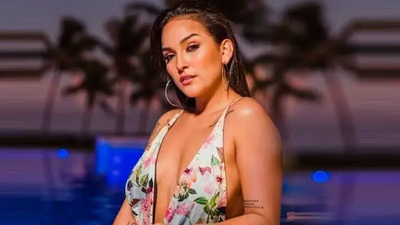 Daniela Darcourt Biography: Songs, Age, Parents, Height, Ethnicity, Siblings, Net Worth, Partner