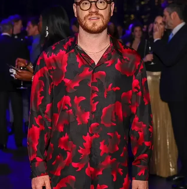 Sam Fischer Biography: Net Worth, Awards, Instagram, Age, Height, Albums, Spouse, Songs, Ethnicity