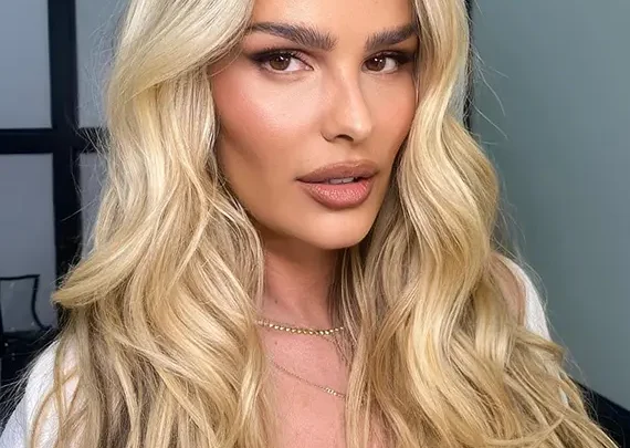 Yasmin Brunet Biography: Height, Age, Instagram, Net Worth, Parents, Career, Ex-Husbands