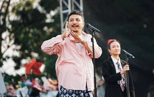 Sal Priadi Biography: Height, Awards, Facebook, Movies, Age, Songs, Net Worth, Spouse