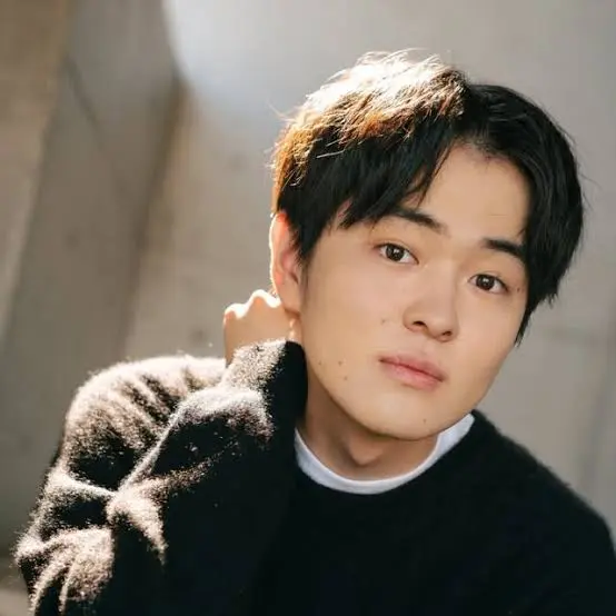 Ayumu Mochizuki Biography: Age, Movies, Net Worth, Height, Girlfriend, Facebook, Awards