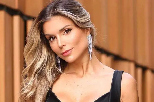 Flávia Regina Viana Bacalow Biography: Children, Husband, Age, Career, Height, Net Worth, Parents, Siblings