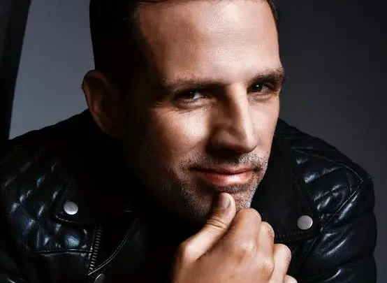 Luis Olavarrieta Biography: YouTube, Wife, Age, Movies, Net Worth, Height, Children, Ethnicity, Interviews