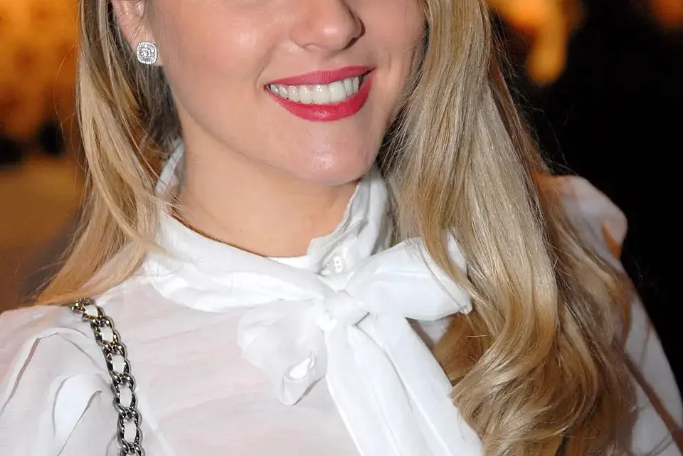 Íris Stefanelli Biography: Height, Age, Career, Net Worth, Parents, Siblings, Big Brother, Husband