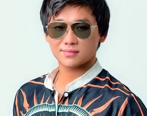 Kairat Nurtas Biography: Wife, Age, Children, Net Worth, Height, Parents, Songs, Instagram