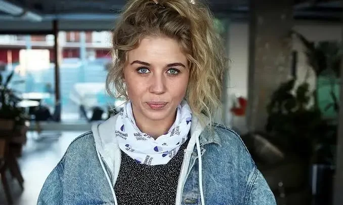 Salka Sól Eyfeld Biography: Children, Husband, Movies & TV Shows, Songs, Net Worth, Age, Height