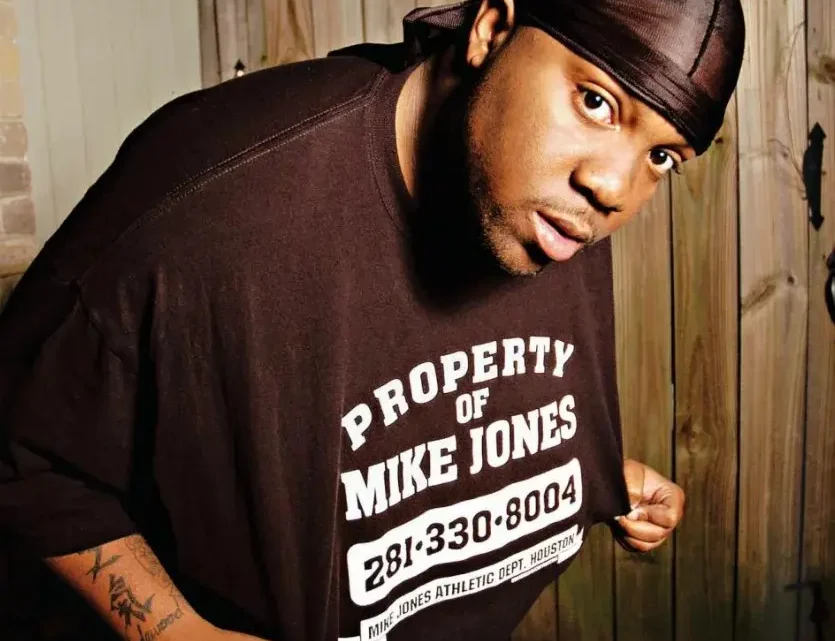 Mike Jones Biography: Ethnicity, Songs, Net Worth, Age, Height, Parents, Instagram