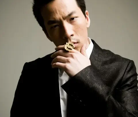 Teddy Park Biography: Height, Age, Net Worth, Parents, Siblings, Instagram, Wife, Songs, Music Group