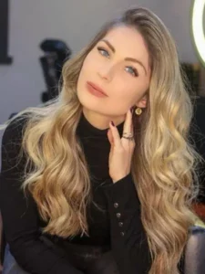 Renata Dávila