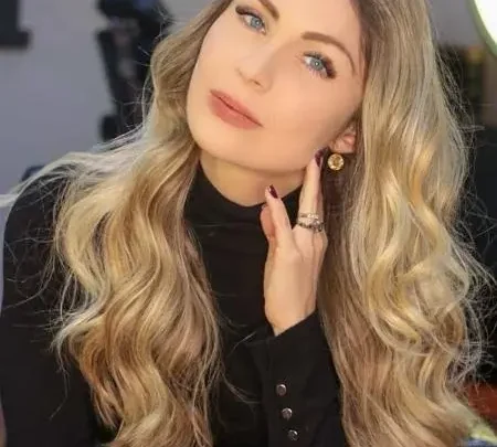 Renata Dávila Biography: Net Worth, Age, Height, Parents, Brother, Instagram, Career, Movies, TV Shows