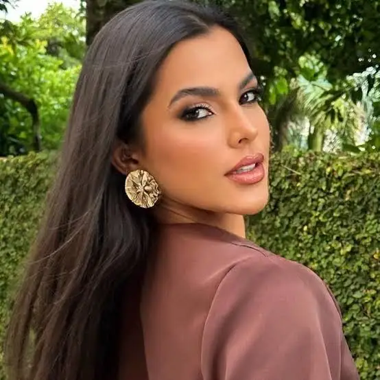 Emilly Araújo Biography: Net Worth, Age, Height, Parents, Sister, Career, Husband, Movies, Big Brother