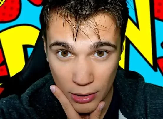 Disowskyy Biography: Ethnicity, Age, YouTube, Net Worth, Viral Challenge, Height, Awards, Girlfriend, Instagram