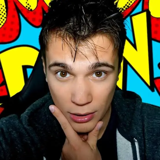 Disowskyy Biography: Ethnicity, Age, YouTube, Net Worth, Viral Challenge, Height, Awards, Girlfriend, Instagram