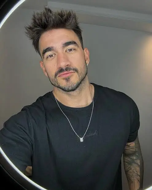 Gui Napolitano Biography: Height, Age, Net Worth, Parents, Siblings, Partner, TV Shows, Instagram