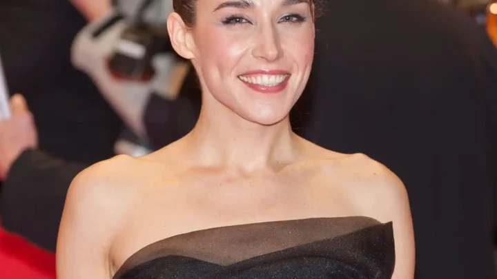 Arta Dobroshi Biography: Ethnicity, Age, Movies, Height, Net Worth, Parents, Instagram, Awards