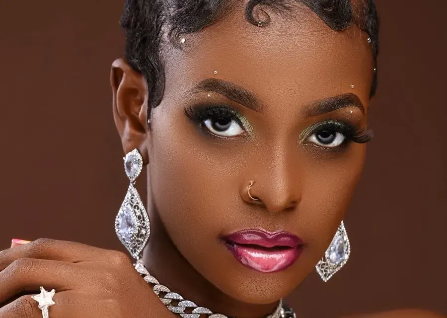 Hellen Lukoma Biography: Husband, Height, Age, Net Worth, Parents, Children, Movies, Songs