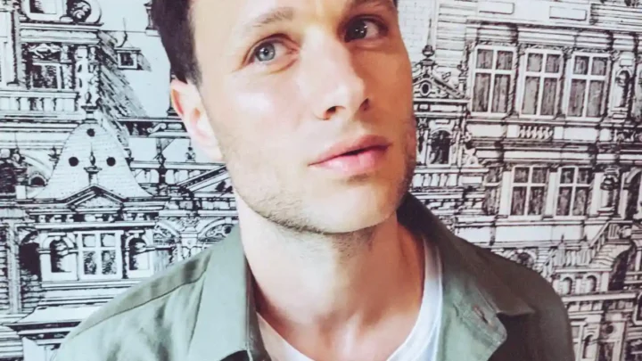 Jamie Scott Biography: Age, Net Worth, Parents, Height, Wife, Songs, Albums, Instagram, Music Group