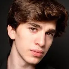 Dr. Plants Biography: Age, Net Worth, Parents, YouTube, Height, Girlfriend