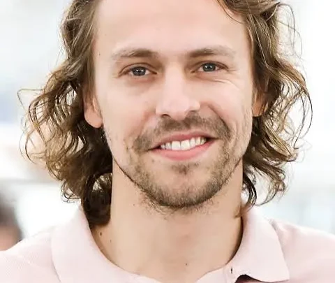 Metin Akdülger Biography: Net Worth, Age, Height, Parents, Movies & TV Shows, Girlfriend, Instagram