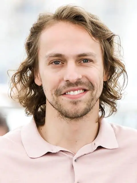Metin Akdülger Biography: Net Worth, Age, Height, Parents, Movies & TV Shows, Girlfriend, Instagram