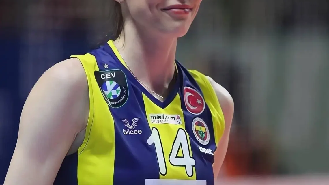 Eda Erdem Dündar Biography: Height, Age, Net Worth, Parents, Spouse, Stats, Instagram, Career