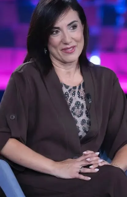 Pamela Petrarolo Biography: Age, Dance, Net Worth, Children, Husband, Movies, Songs, Height, Ethnicity