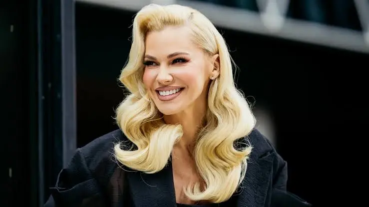 Bekvalac Biography: Age, Children, Net Worth, Height, Ex-Husbands, Parents, Sisters