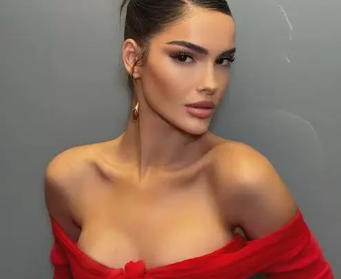 Arbenita Ismajli Biography: Height, Instagram, Net Worth, Partner, Age, Ethnicity, Parents, Videos