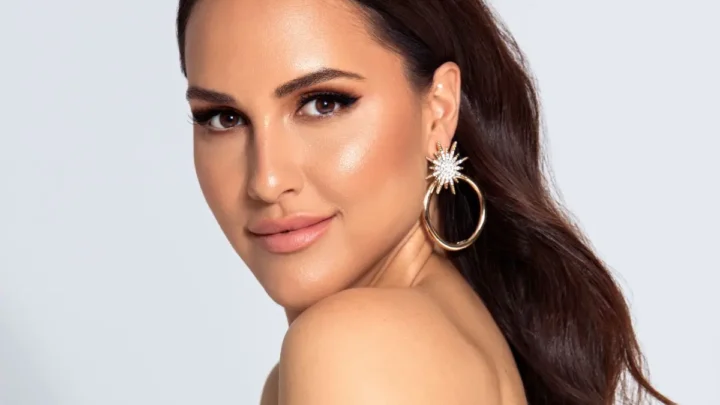 Lana Jurčević Biography: Height, Age, Husband, Daughter, Net Worth, Songs, Parents, Instagram