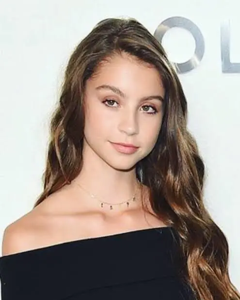 Catherine Zeta-Jones’ daughter, Carys Douglas Biography: Age, Movies, Height, Parents, Siblings, Net Worth, TV Shows, Boyfriend, Instagram