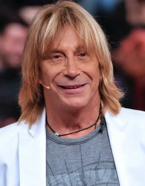 Carmen Russo’s Husband, Enzo Paolo Turchi Biography: Wife, Net Worth, Children, Siblings, Age, Height, Dance, Awards, Movies