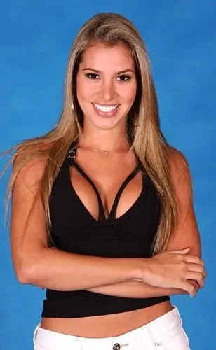 Adriana Sant’Anna Biography: Height, Age, Model, Books, Net Worth, Children, Husband, Awards, Instagram