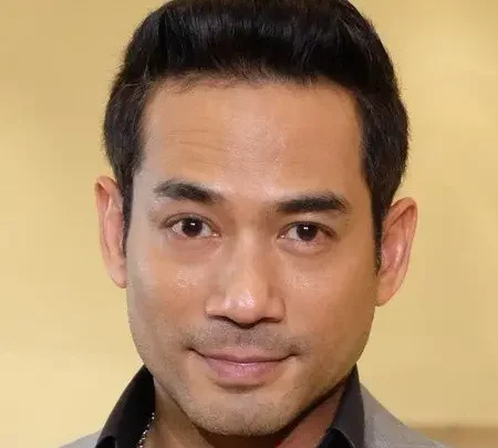 Teerapat Sajakul Biography: Age, Height, Net Worth, Parents, Spouse, Children, Movies
