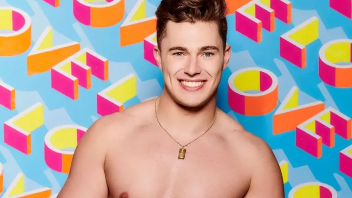 Curtis Pritchard Biography: Age, Height, Net Worth, Parents, Siblings, TV Shows, Wife, Instagram