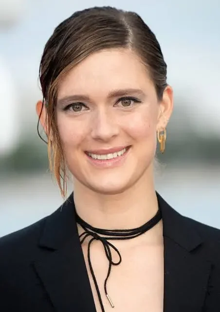 Krista Erika Kosonen Biography: Husband, Ethnicity, Awards, Net Worth, Movies, Age, Height, Parents